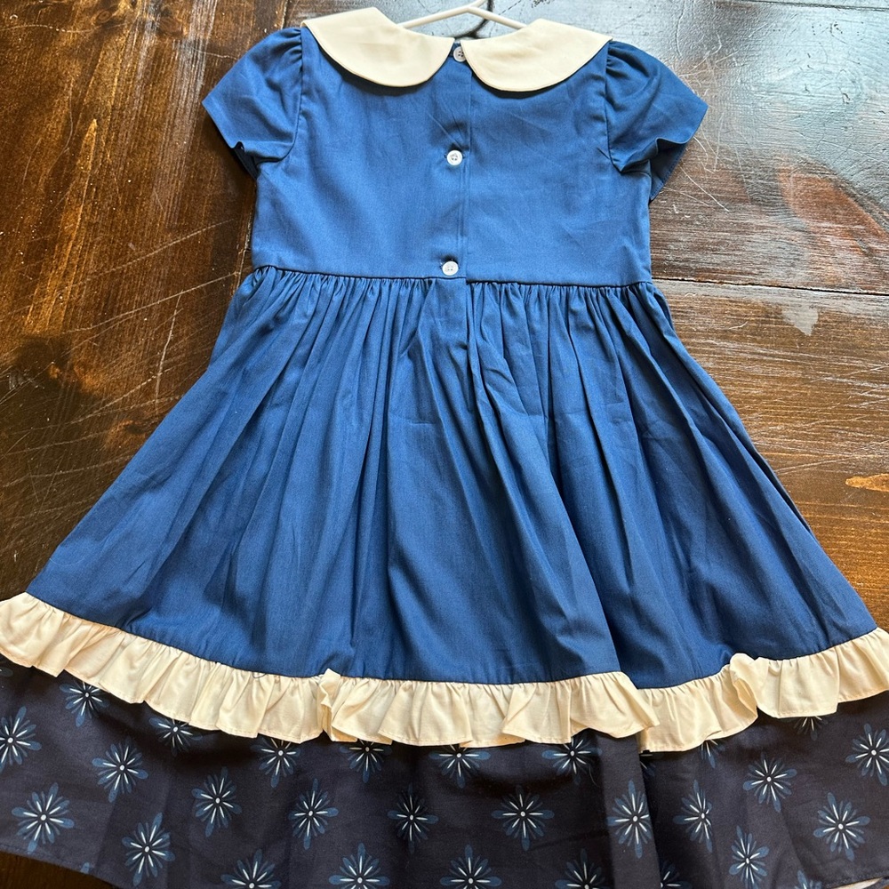 Ric Rac and Ruffles, Size 5 - Picture 2 of 2